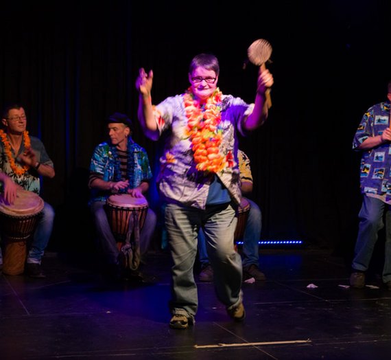 Personen aus einer Szene von "Curry und Tschüss"