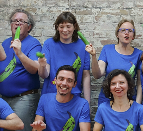 Personen aus der Theatergruppe "Die Grünen Bananen"